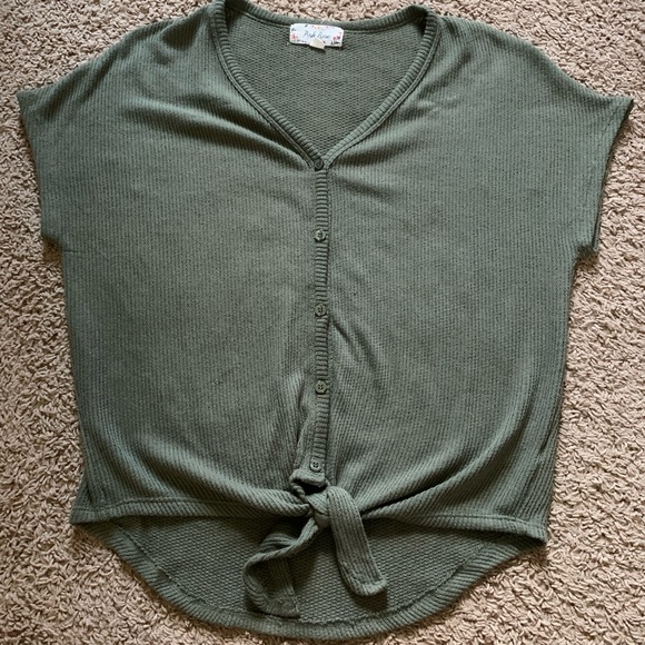 olive green button up tie front shirt - Picture 2 of 4